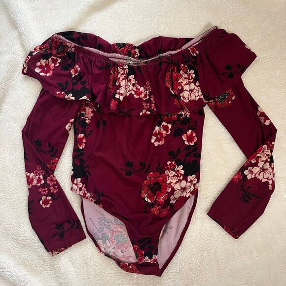 Floral off shoulder bodysuit size 15-17 - Picture 1 of 7